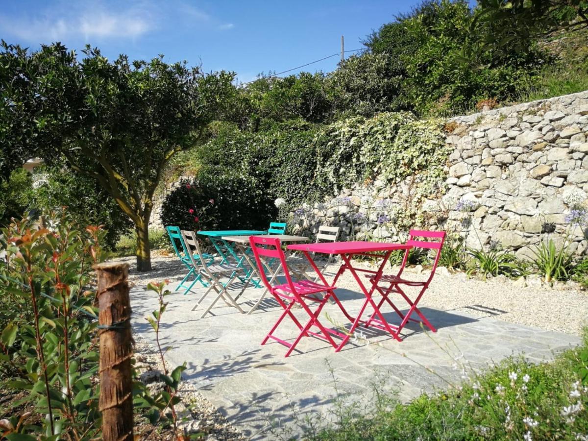 Bed and Breakfast Castelli In Aria Finale Ligure Exterior foto